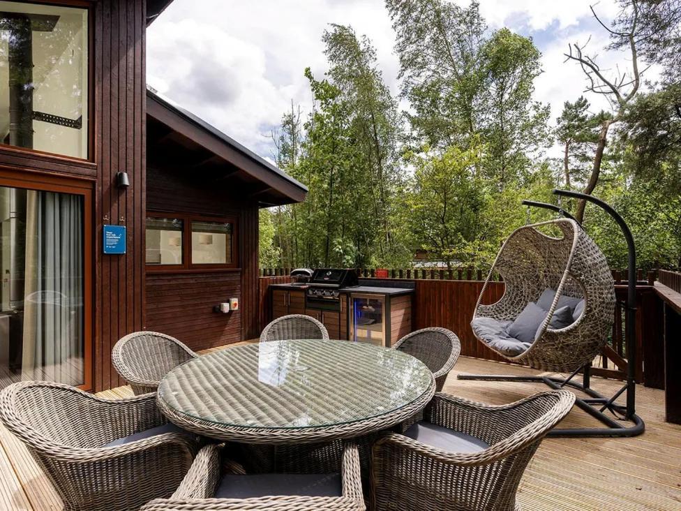 Keldy Forest Cabins - Forest Holidays Пикеринг Экстерьер фото