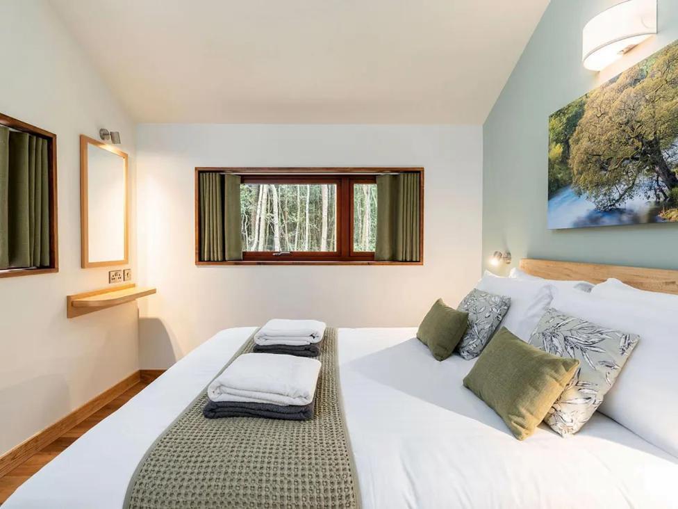 Keldy Forest Cabins - Forest Holidays Пикеринг Экстерьер фото